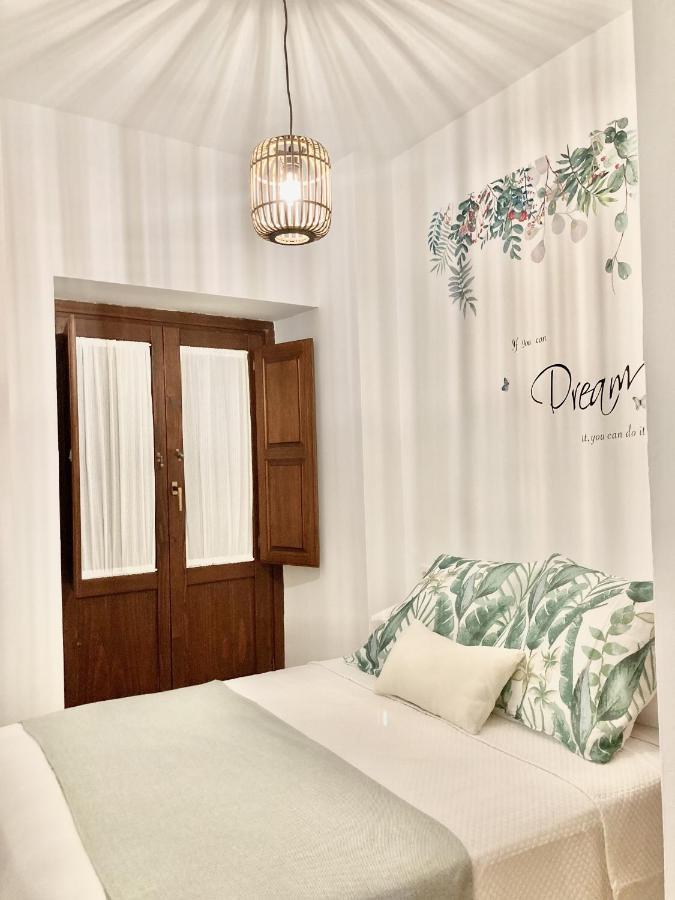 Apartamentos Nuria 19 Grenada Zewnętrze zdjęcie
